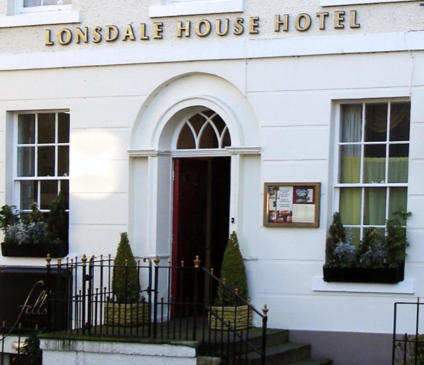 Lonsdale House Boutique Apartments ウルバーストン エクステリア 写真