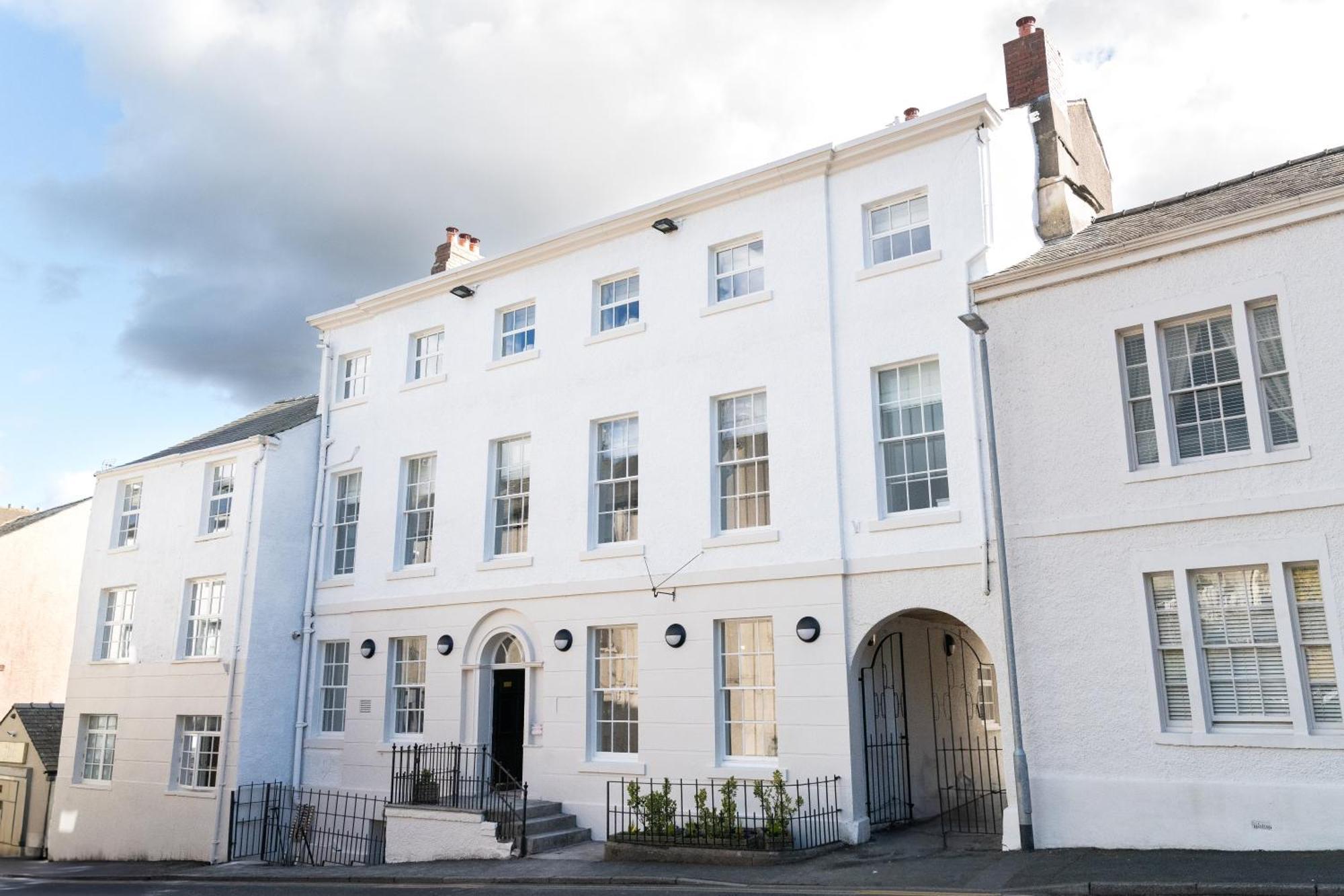 Lonsdale House Boutique Apartments ウルバーストン エクステリア 写真