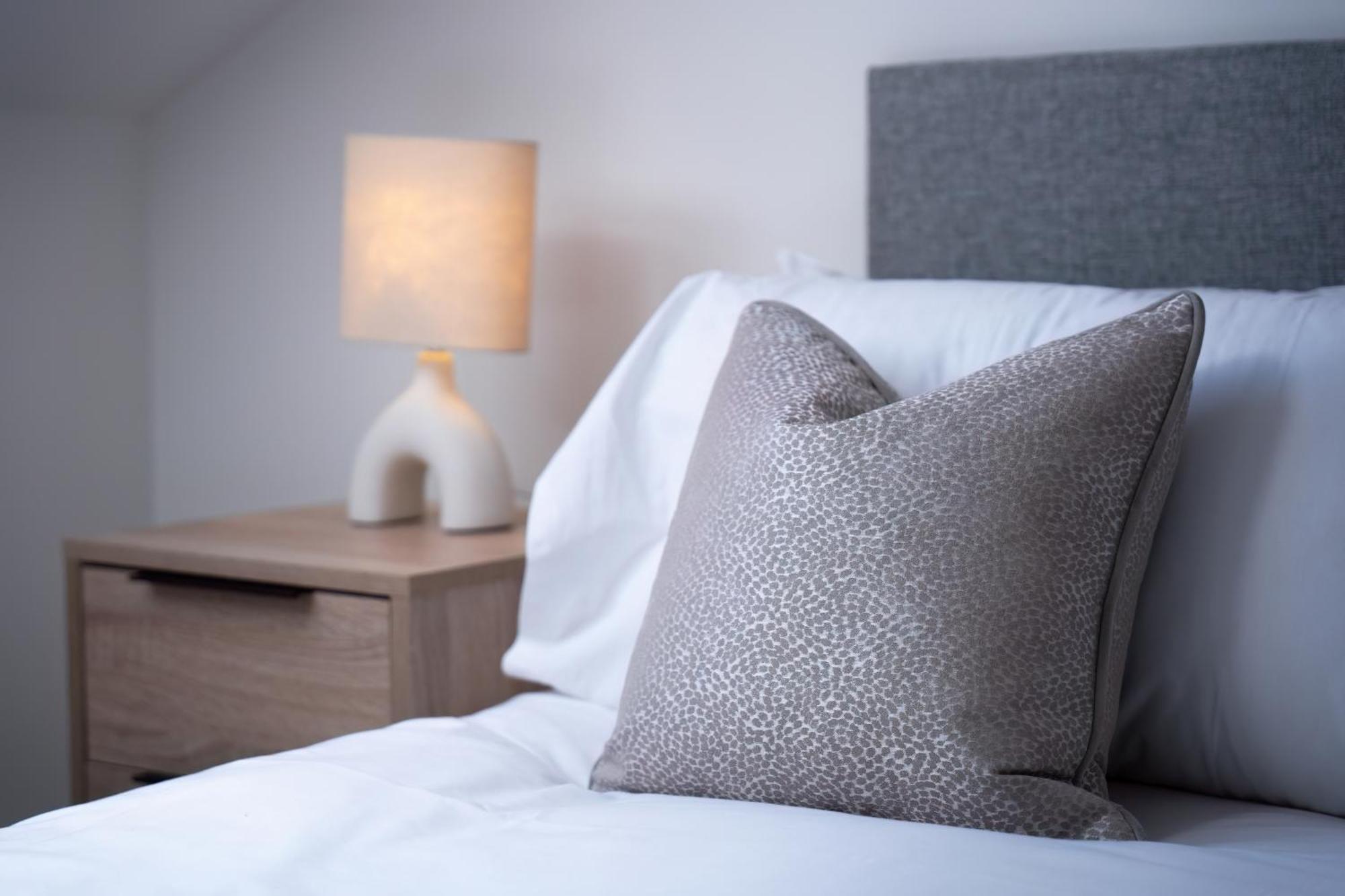 Lonsdale House Boutique Apartments ウルバーストン エクステリア 写真